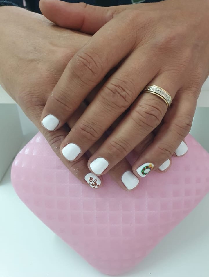 fig-nails